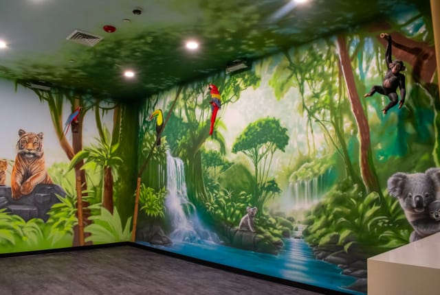 Jungle Room Themed Room