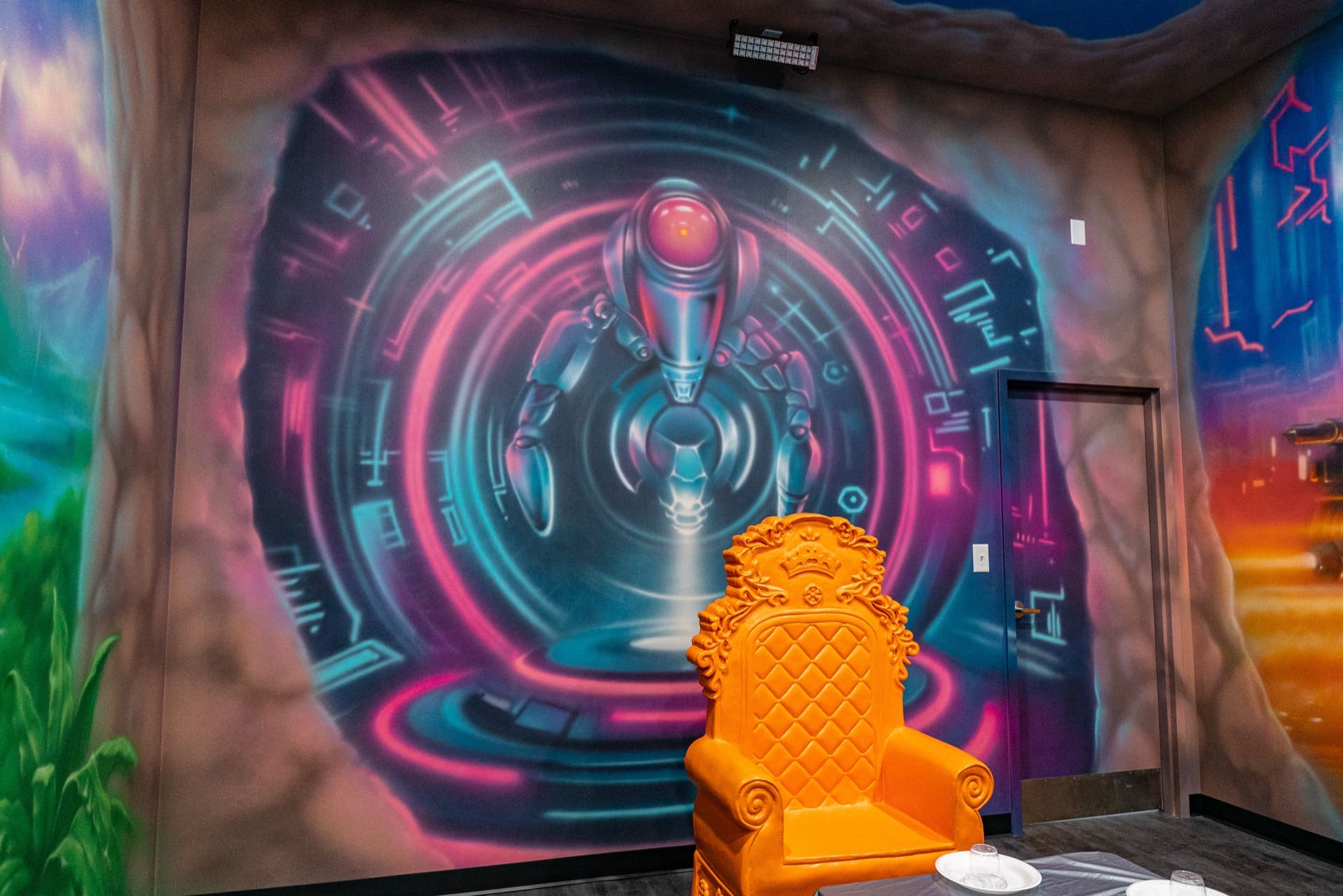 Superhero party room, photo 6 of 9