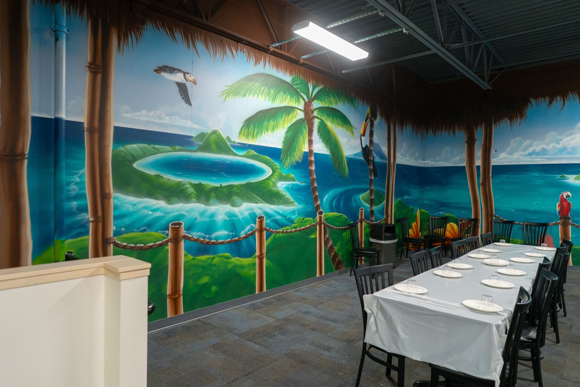 Celebration party room, photo 3 of 5