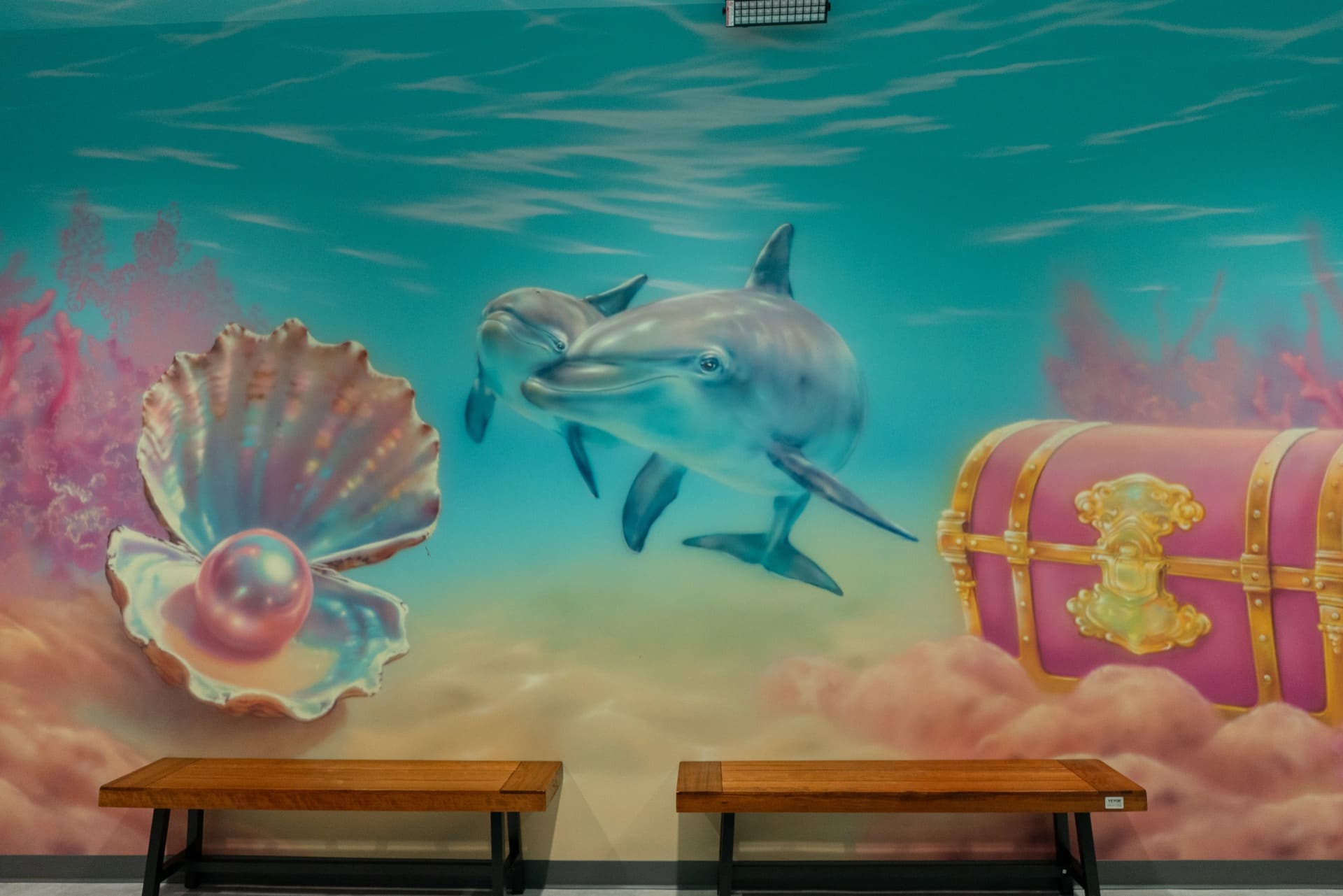 Mermaid party room, photo 3 of 7