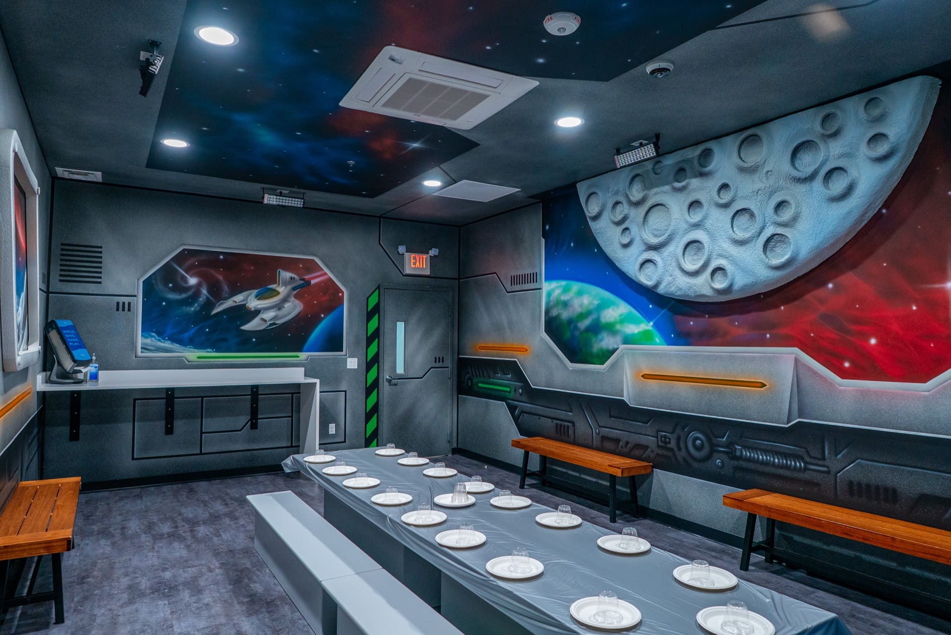 Space party room, photo 6 of 6