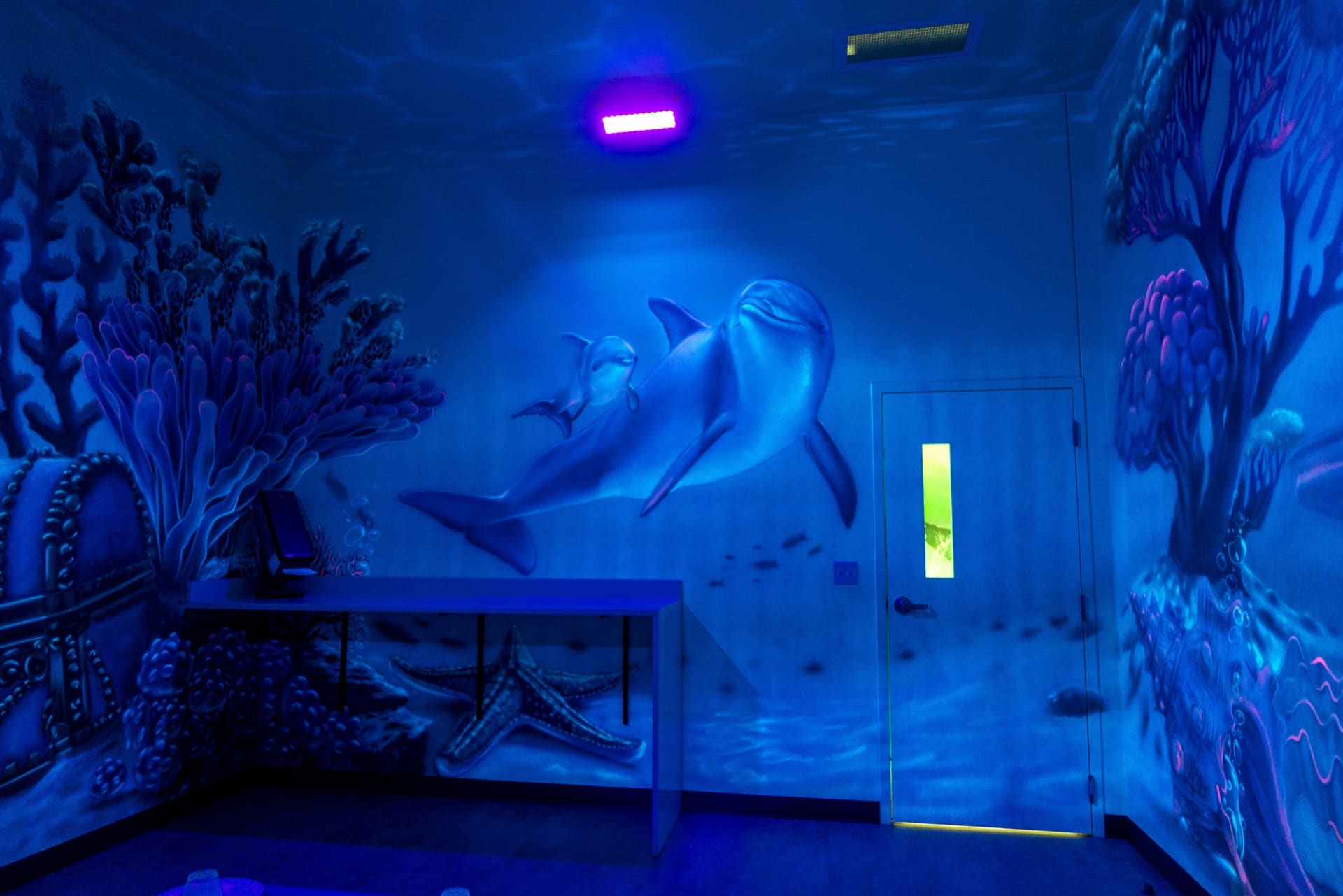 Mermaid party room, photo 4 of 9