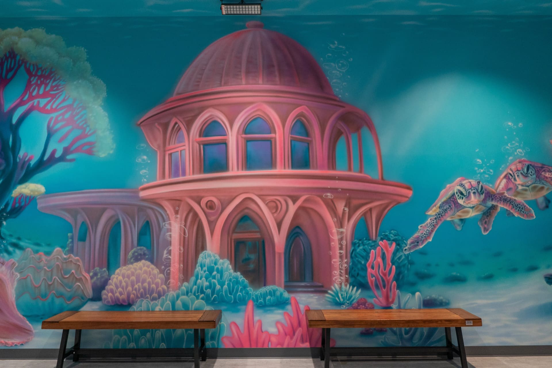 Mermaid party room, photo 6 of 9