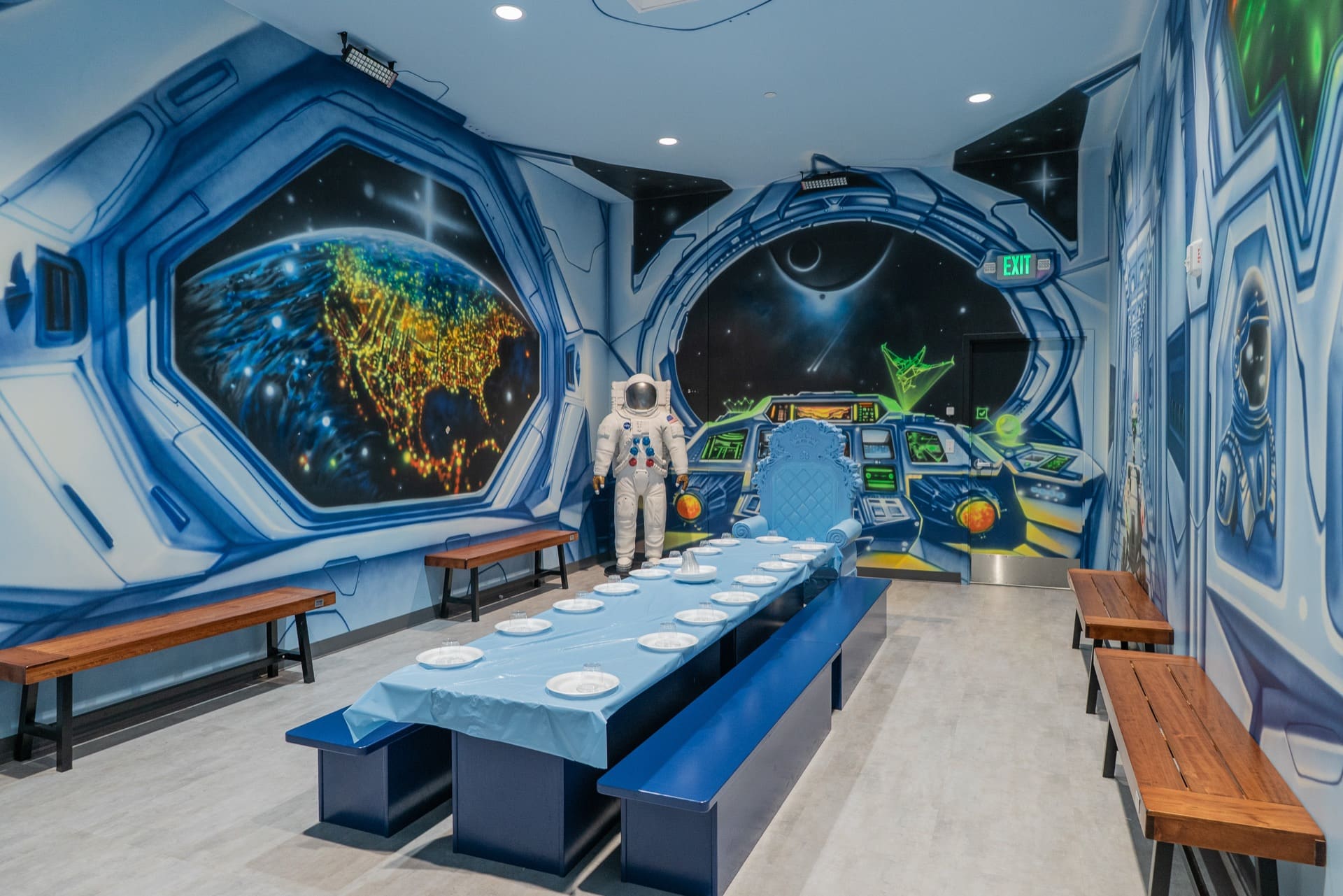Space party room, photo 1 of 9