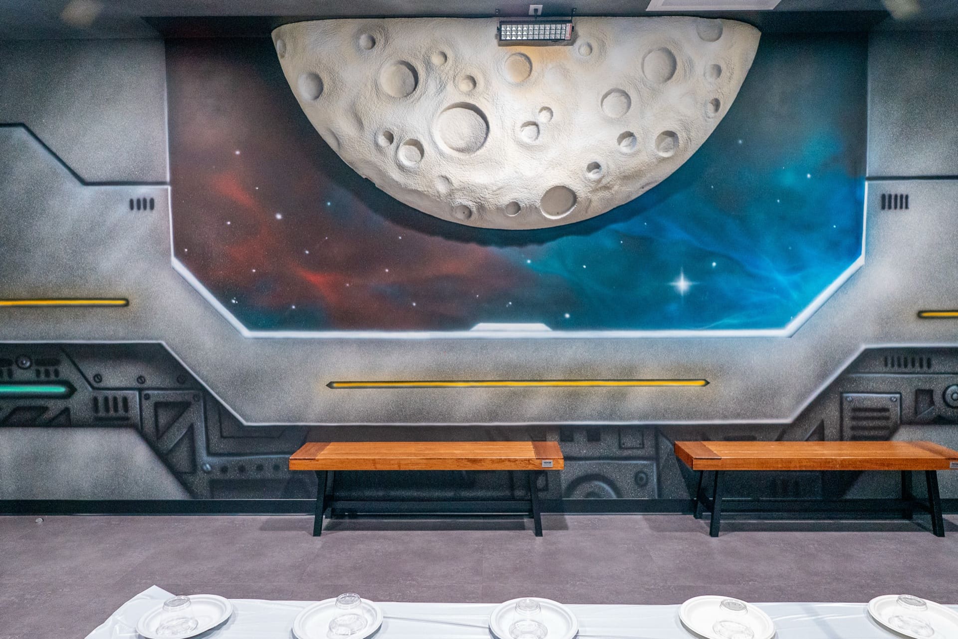Space party room, photo 7 of 9