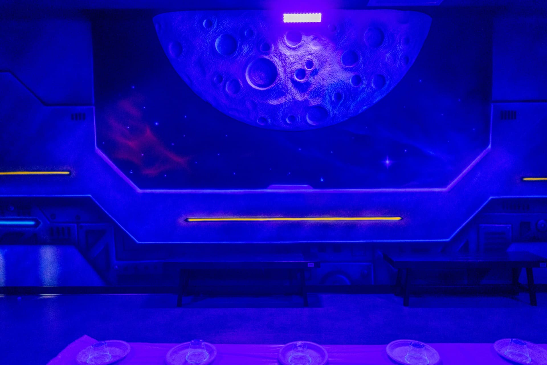 Space party room, photo 8 of 9