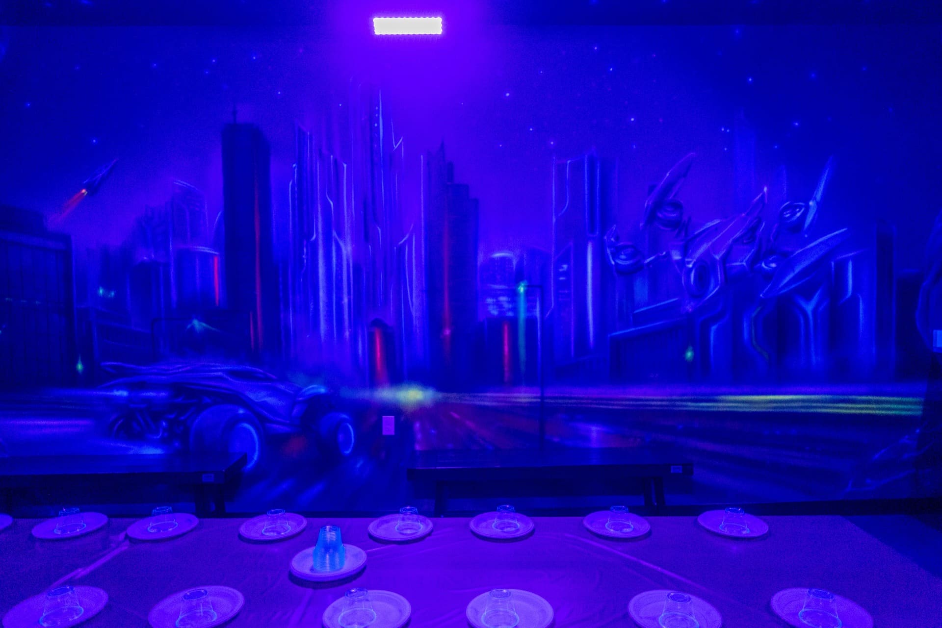 Superhero party room, photo 6 of 9