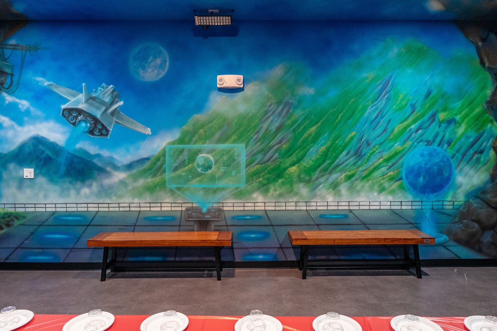 Superhero party room, photo 7 of 9