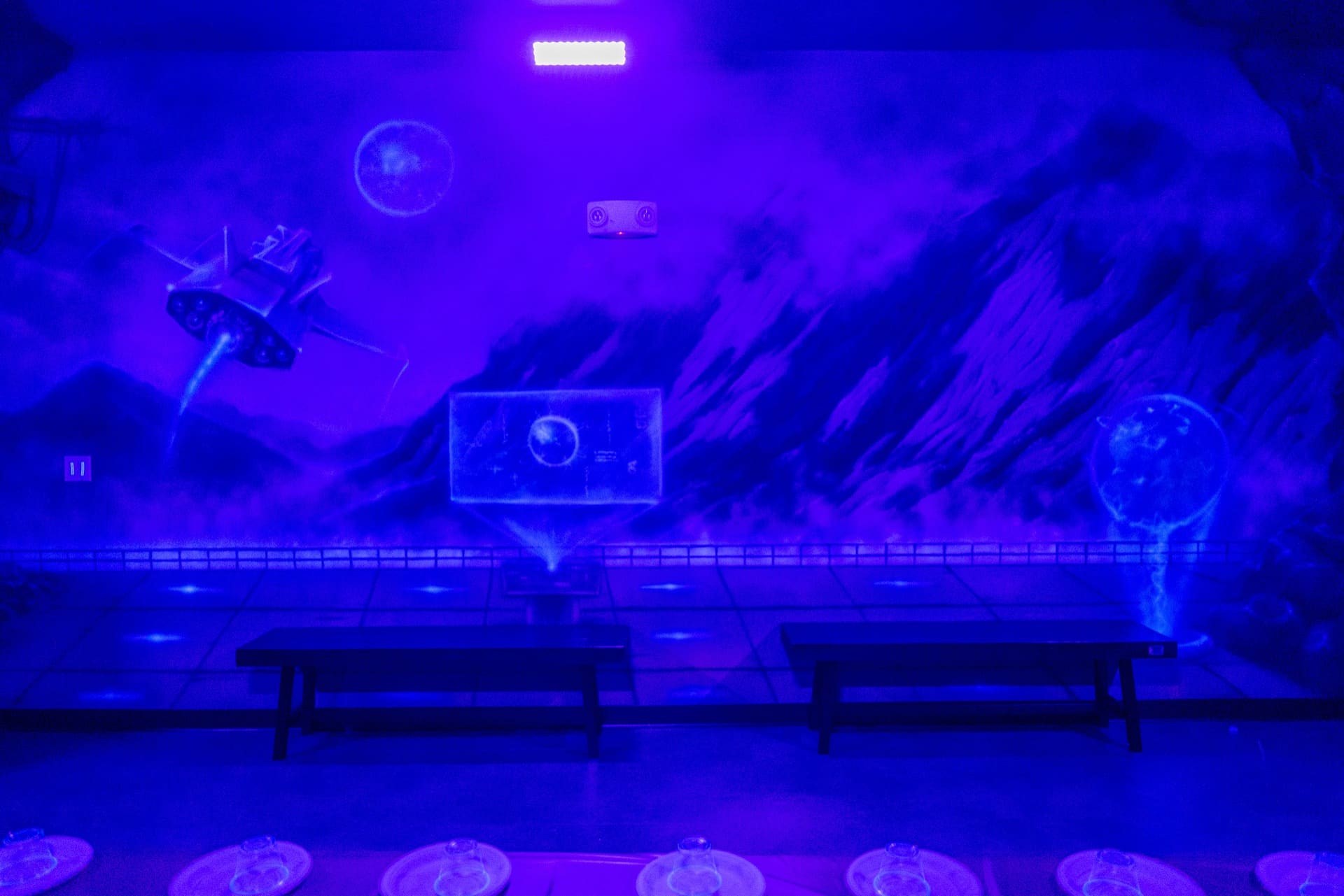 Superhero party room, photo 8 of 9