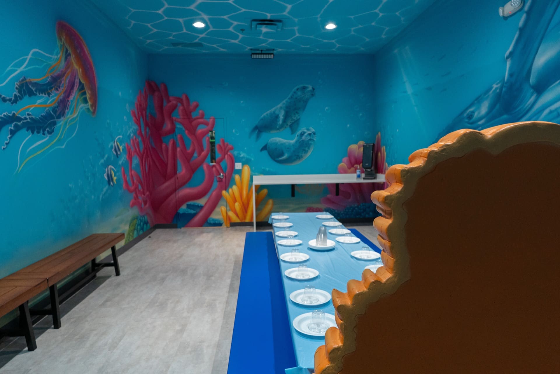 Deep Sea party room, photo 9 of 11