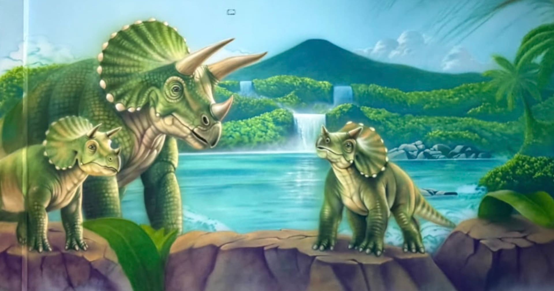 Dinosaur party room, photo 2 of 3