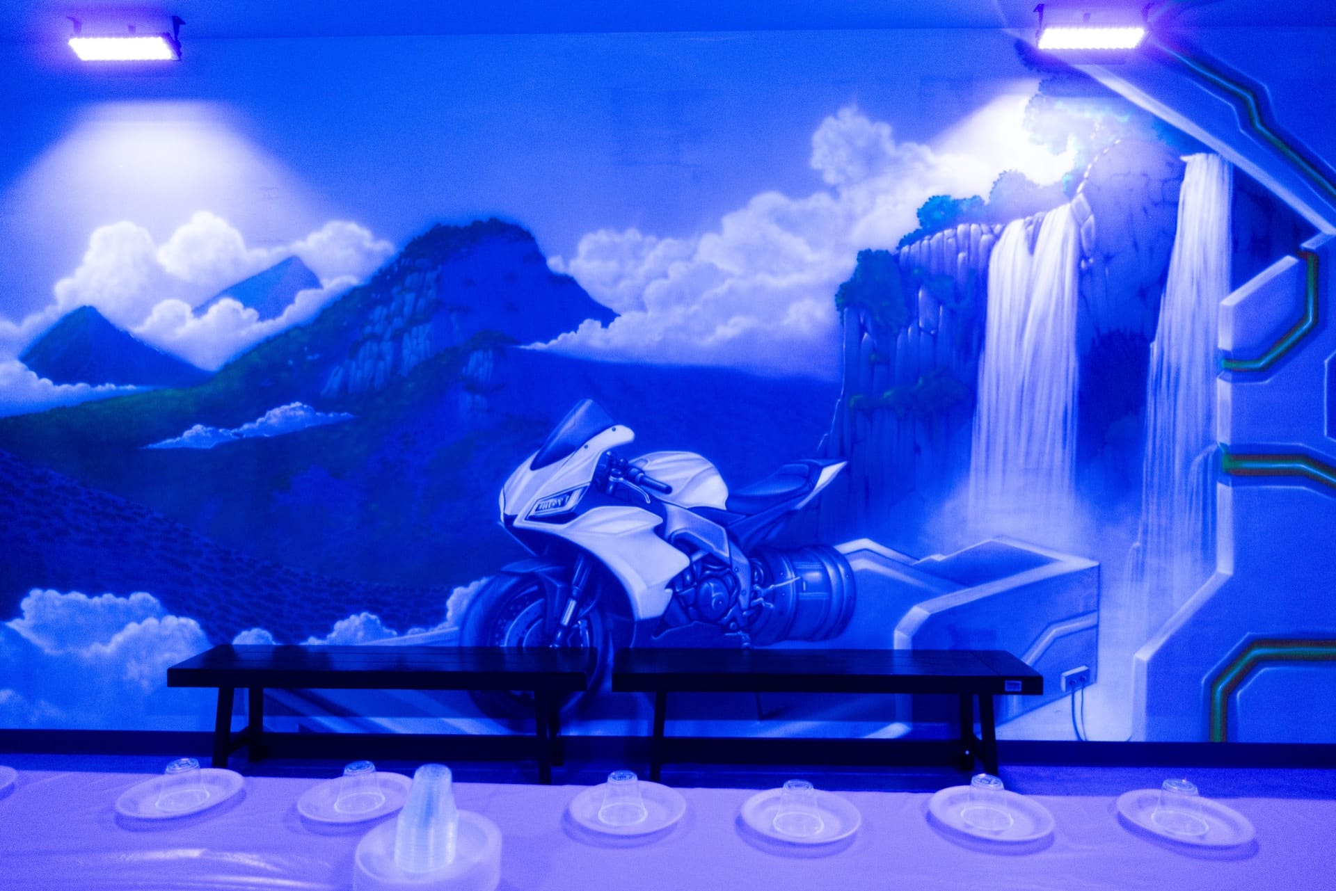 Superhero party room, photo 9 of 9