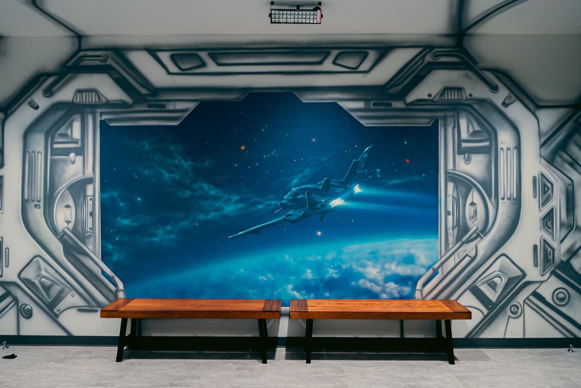 Space party room, photo 7 of 9