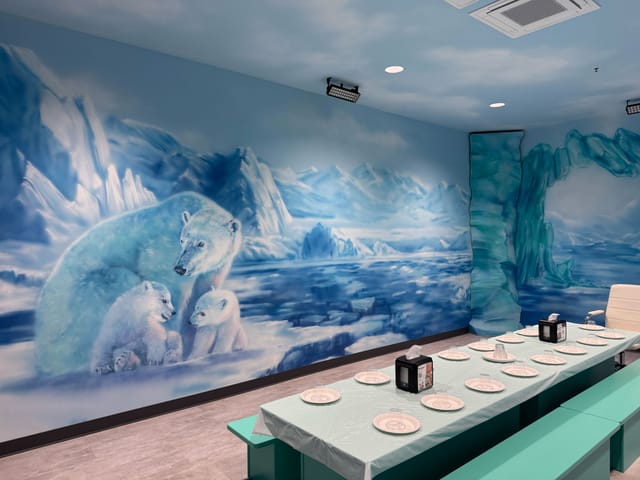 Ice Room Themed Room